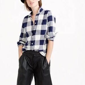 J. Crew Shrunken Boy Shirt in Navy Buffalo Check Size 2